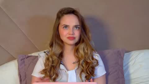 Snapshot of anitaventure chatting on May 2026 04:23:01 PM AnitaVenture online show from May 2026 04:23:01 PM