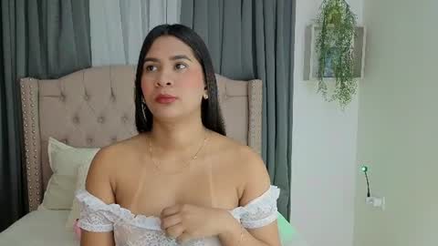 Snapshot of anittafoxx chatting on July 2026 11:22:01 PM anittafoxx online show from July 2026 11:22:01 PM