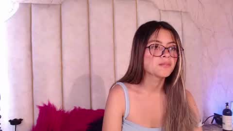 Snapshot of anittarouse chatting on July 2026 05:18:02 PM Anitta Rouse online show from July 2026 05:18:02 PM