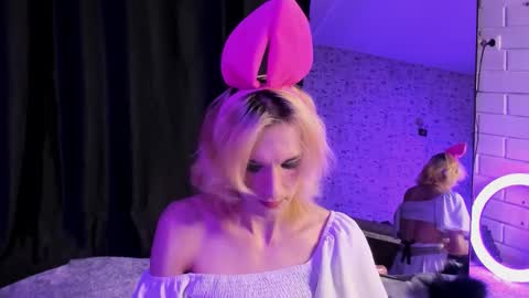 Angel online show from October 2025 06:41:02 PM