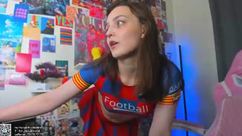 Snapshot of ann_perry chatting on June 2026 01:06:02 AM Ann online show from June 2026 01:06:02 AM