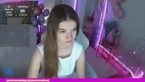 ann_woood online show from April 2026 06:55:02 AM