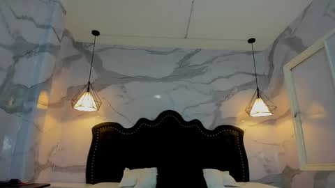 Ana  online show from November 2025 11:43:02 AM