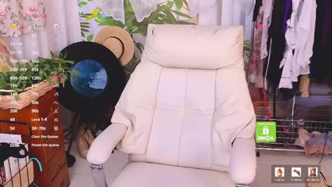 anna6513812 online show from June 2026 11:36:01 AM