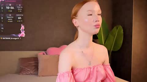 Snapshot of anna_patterson chatting on September 2025 08:26:01 AM Anna online show from September 2025 08:26:01 AM
