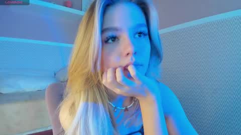 Anna online show from February 2025 04:46:02 AM