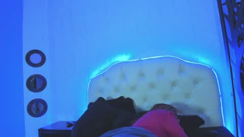 Snapshot of anna_stonne__ chatting on January 2025 06:03:01 AM Anna online show from January 2025 06:03:01 AM