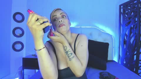 Snapshot of anna_stonne__ chatting on January 2025 02:48:02 AM Anna online show from January 2025 02:48:02 AM