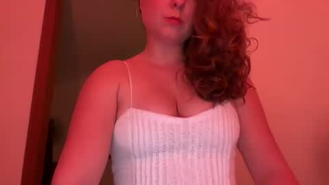 Snapshot of annabelle1614 chatting on March 2026 05:04:01 AM Annabelle Haze online show from March 2026 05:04:01 AM
