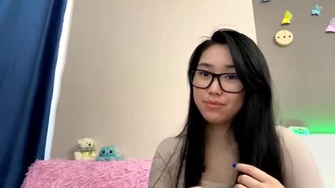 Snapshot of annabellegallego chatting on October 2025 10:16:02 AM Aya online show from October 2025 10:16:02 AM