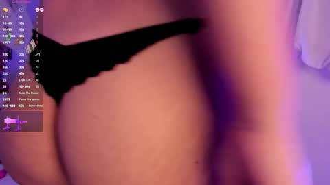 Anna online show from October 2025 12:31:01 PM