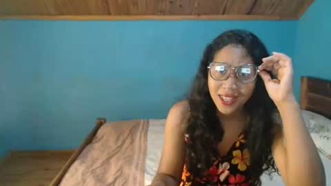 annahhotgirl online show from November 2025 07:18:01 AM