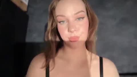 annajacks online show from March 2026 05:38:01 PM