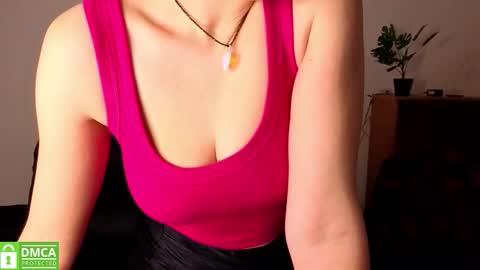 Snapshot of annakillian_kiss chatting on February 2026 07:03:02 AM Anna online show from February 2026 07:03:02 AM