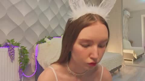 Holly Molly Im Polly online show from May 2026 07:01:02 PM