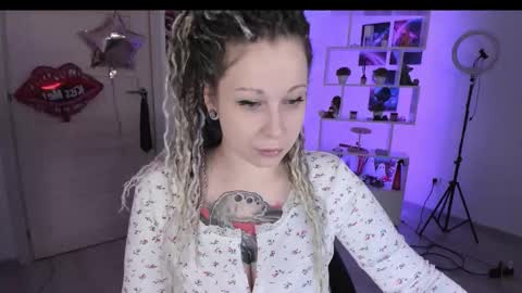 Snapshot of annanebula chatting on October 2025 02:34:01 AM Anna online show from October 2025 02:34:01 AM