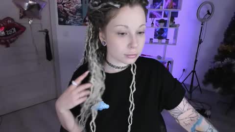 Snapshot of annanebula chatting on November 2025 02:06:01 AM Anna online show from November 2025 02:06:01 AM