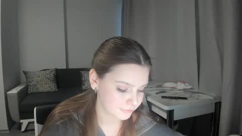 Anna online show from February 2025 03:48:02 PM