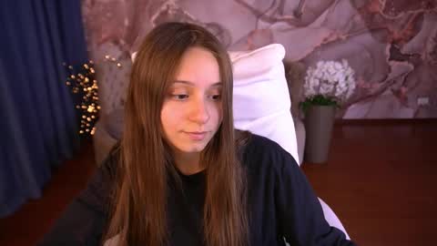 Anna online show from October 2025 08:49:01 PM