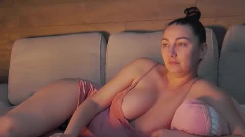 Snapshot of annasplash chatting on October 2025 05:49:02 AM annasplash online show from October 2025 05:49:02 AM