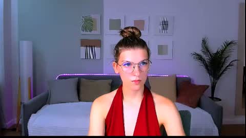 Snapshot of annathorne chatting on June 2026 05:07:01 AM Im Anna online show from June 2026 05:07:01 AM