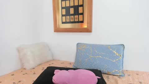 anna online show from February 2025 03:37:02 PM