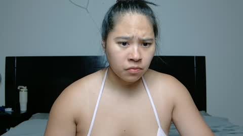 Snapshot of annaxnasty chatting on May 2026 11:44:02 PM Anna online show from May 2026 11:44:02 PM