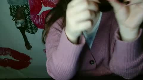 Snapshot of annbelll chatting on November 2025 06:09:02 PM Bella online show from November 2025 06:09:02 PM