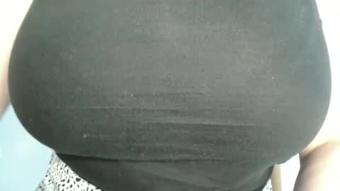 Bella online show from May 2026 04:24:01 PM