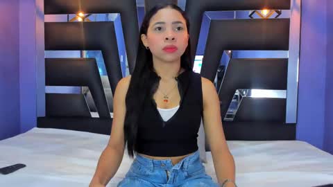 Anne online show from September 2025 07:30:02 PM