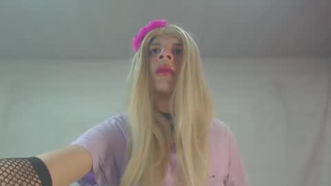 Anne online show from October 2025 09:00:01 AM