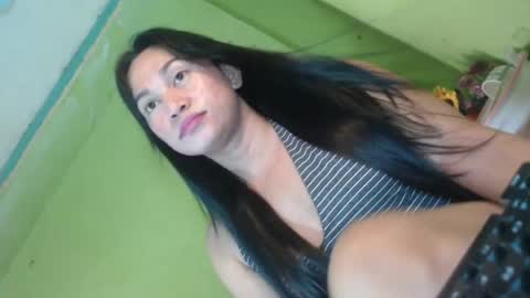 Snapshot of anne_hotaway chatting on June 2026 02:05:01 AM anne_hotaway online show from June 2026 02:05:01 AM