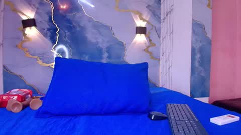 anne  online show from October 2025 07:23:01 PM