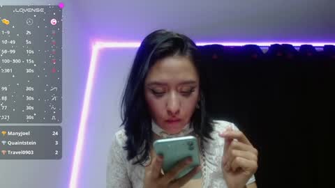 Anne  online show from December 2024 06:46:02 AM