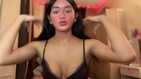 Snapshot of annedee_ chatting on December 2024 02:30:02 PM Kim online show from December 2024 02:30:02 PM