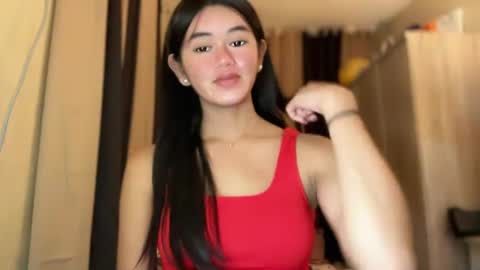 Snapshot of annedee_ chatting on December 2024 08:32:02 PM Kim online show from December 2024 08:32:02 PM