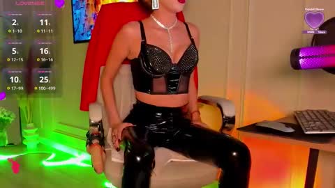 Snapshot of annes_secrettemple chatting on October 2025 05:35:02 PM Annes online show from October 2025 05:35:02 PM