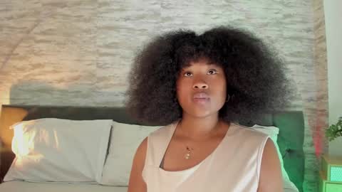 Snapshot of anneth__m chatting on September 2025 08:02:02 PM Anneth online show from September 2025 08:02:02 PM