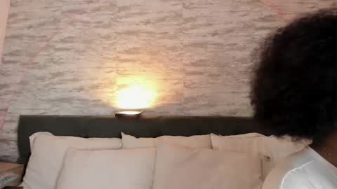 Snapshot of anneth__m chatting on October 2025 07:36:02 PM Anneth online show from October 2025 07:36:02 PM