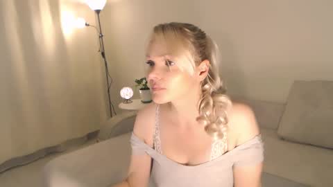 Annett online show from September 2025 11:38:01 PM