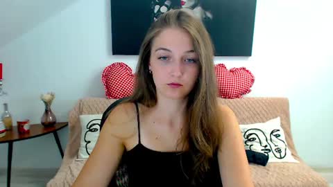annewilsonn online show from July 2026 04:37:01 AM