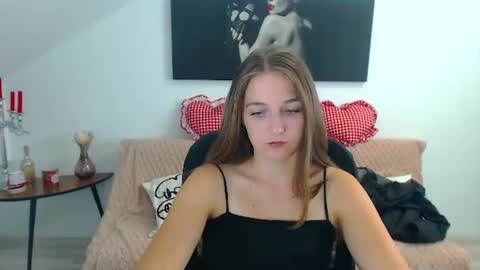 annewilsonn online show from July 2026 06:44:02 AM