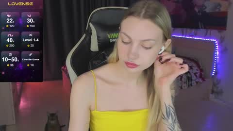 Annie online show from February 2025 09:23:01 PM