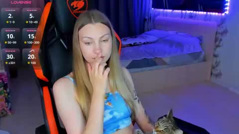 Annie online show from July 2026 10:31:01 PM