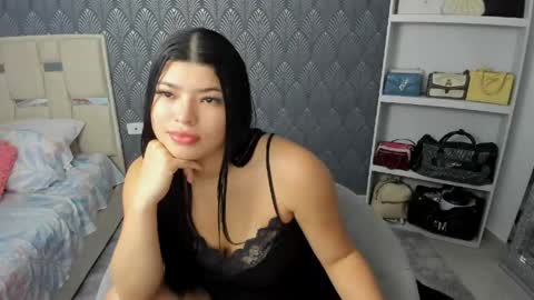 Snapshot of annie_andrade1 chatting on May 2026 03:46:02 AM annie online show from May 2026 03:46:02 AM