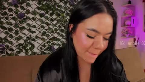 annie_barozzi online show from December 2024 06:15:02 PM