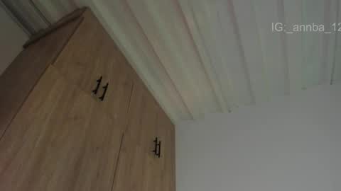 annie_barozzi online show from April 2026 04:01:01 PM