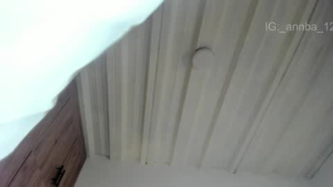 annie_barozzi online show from April 2026 12:20:01 PM