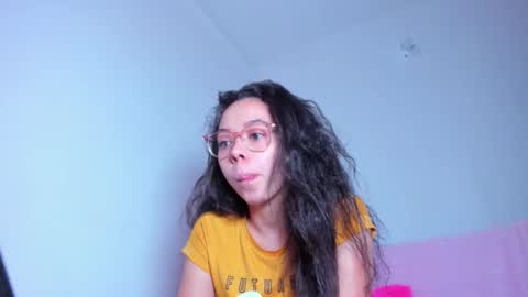 annie_rosse1017 online show from January 2026 01:21:02 AM