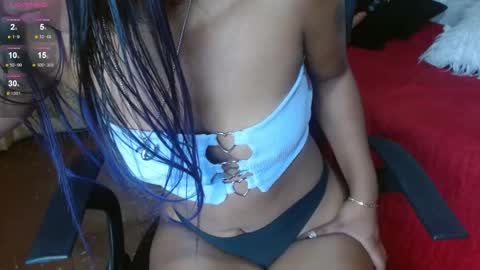 annie_scott_ online show from January 2025 03:13:01 PM